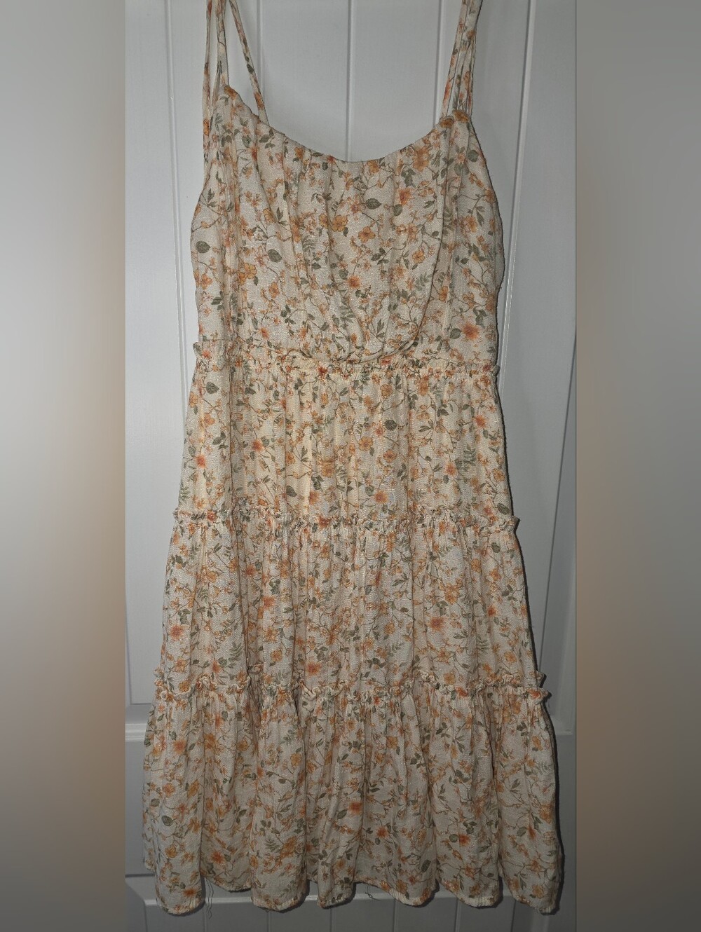 Altar'd State Floral Tiered Spaghetti-Strap Dress in Cream and Peach NWOT S ❤️